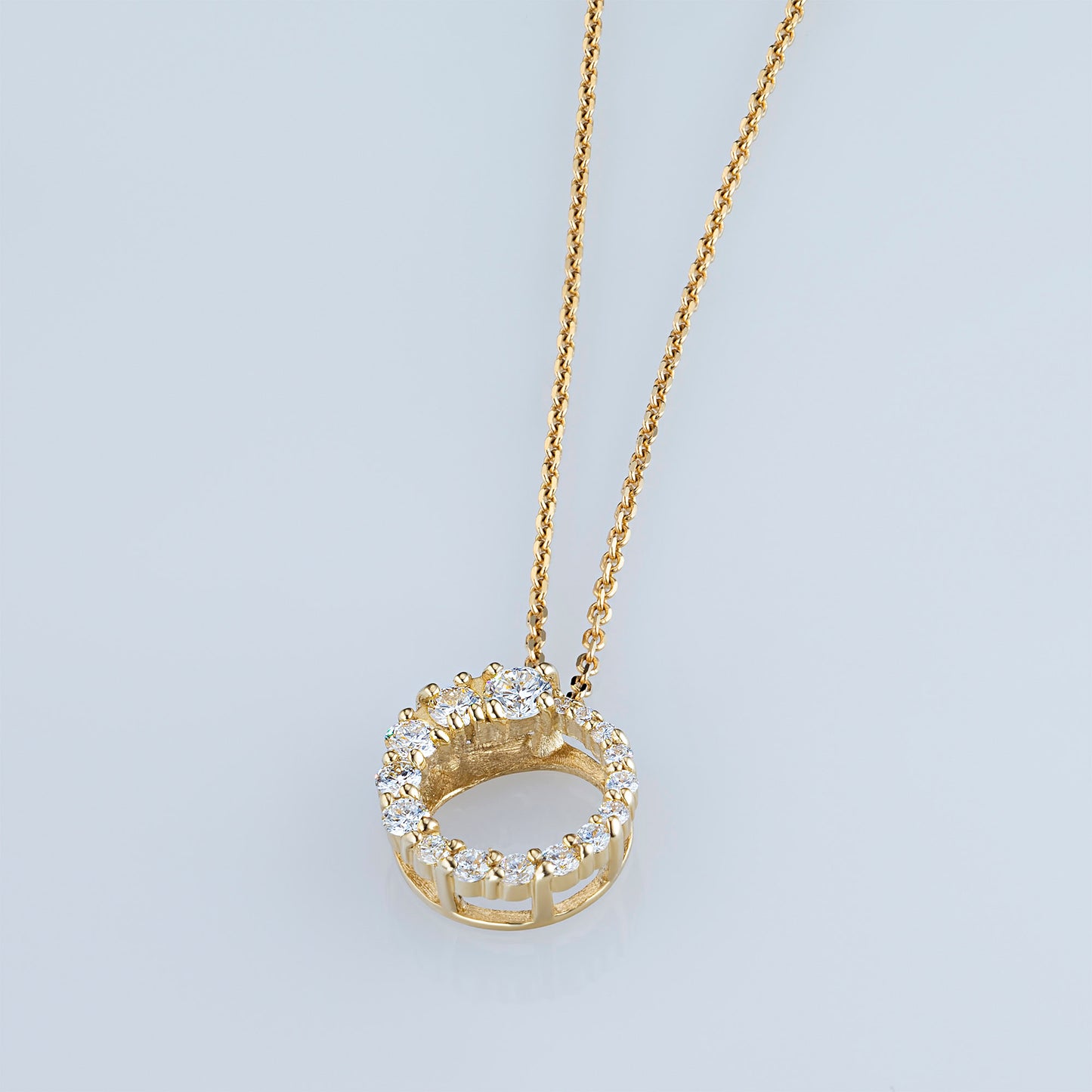 14K Yellow Gold Pendant with Natural Diamonds 0.990 CT.TW