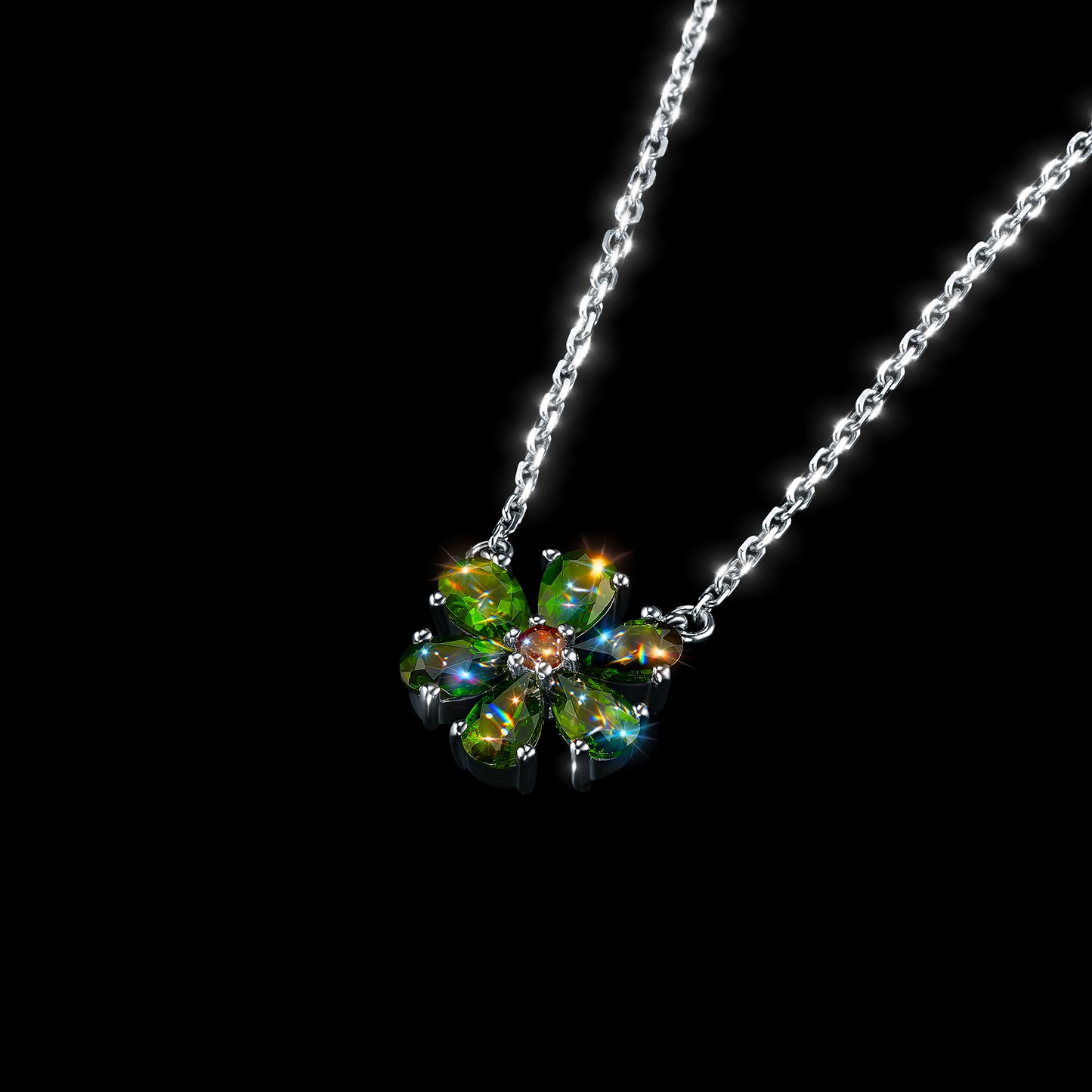 Sterling Silver Necklace with Chrome diopside and Garnet 2.730 CT.TW