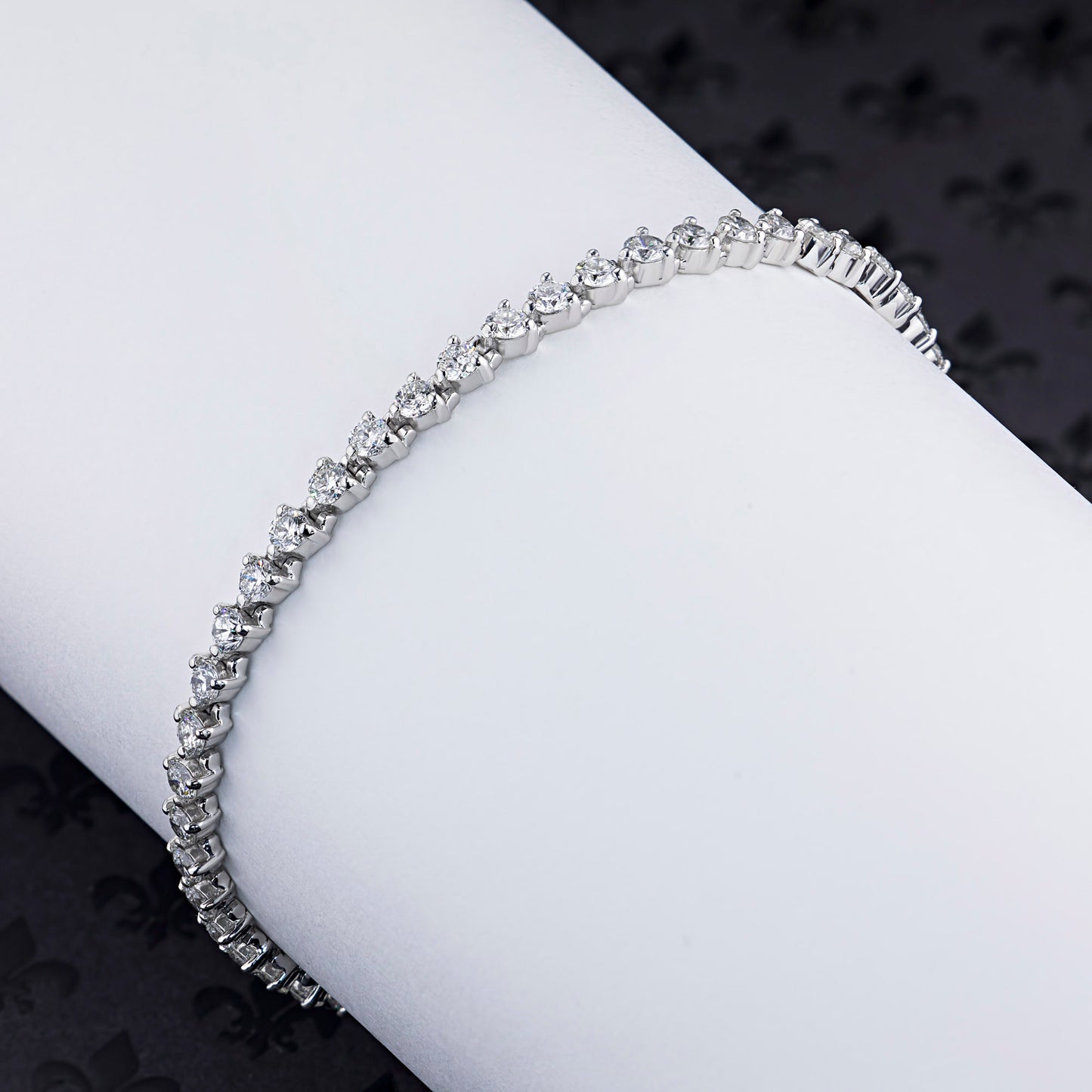 14K White Gold Bracelet with Lab-Created Diamonds 107.480 CT.TW